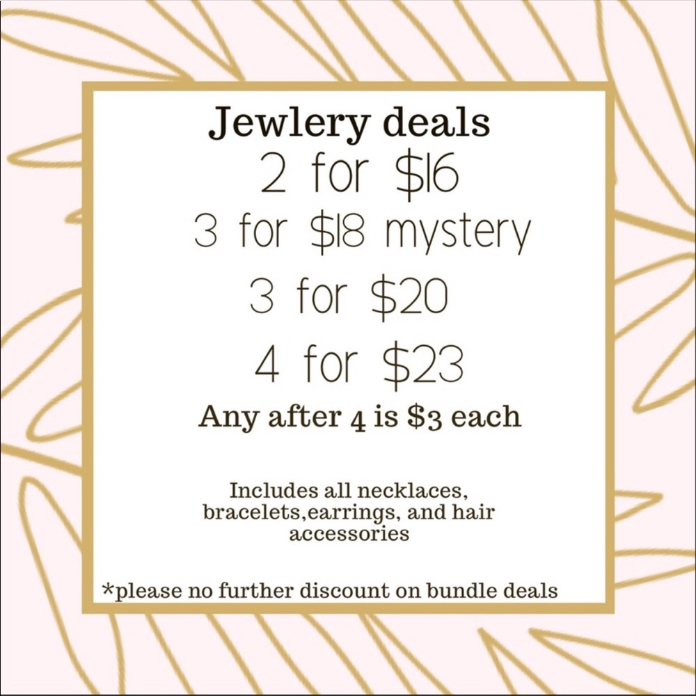 ⭐️ 4/$23 silver band crystal eternity ring - Picture 6 of 6